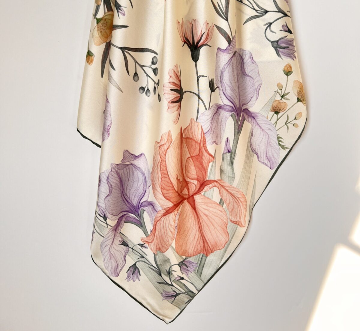 Iris Serenade scarf - Image 5