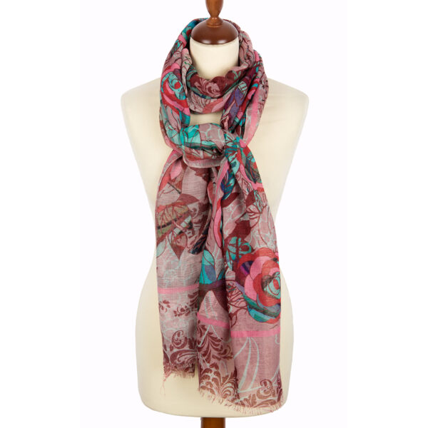 Rhapsody in Rouge stole online